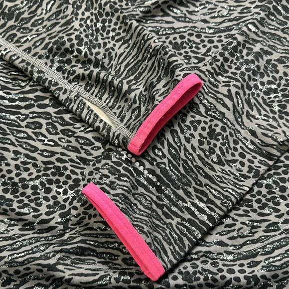 Nike Pro Girls 1/4 Zip Long Sleeve Hooded Pullover Black Size Large - Picture 7 of 12